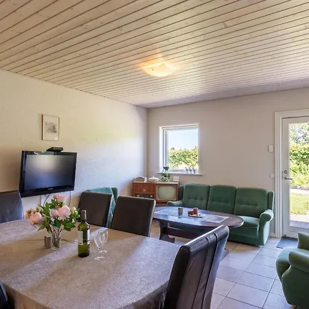 Fantastic Kragelund For Up To 20 Guests! Ferienhaus *